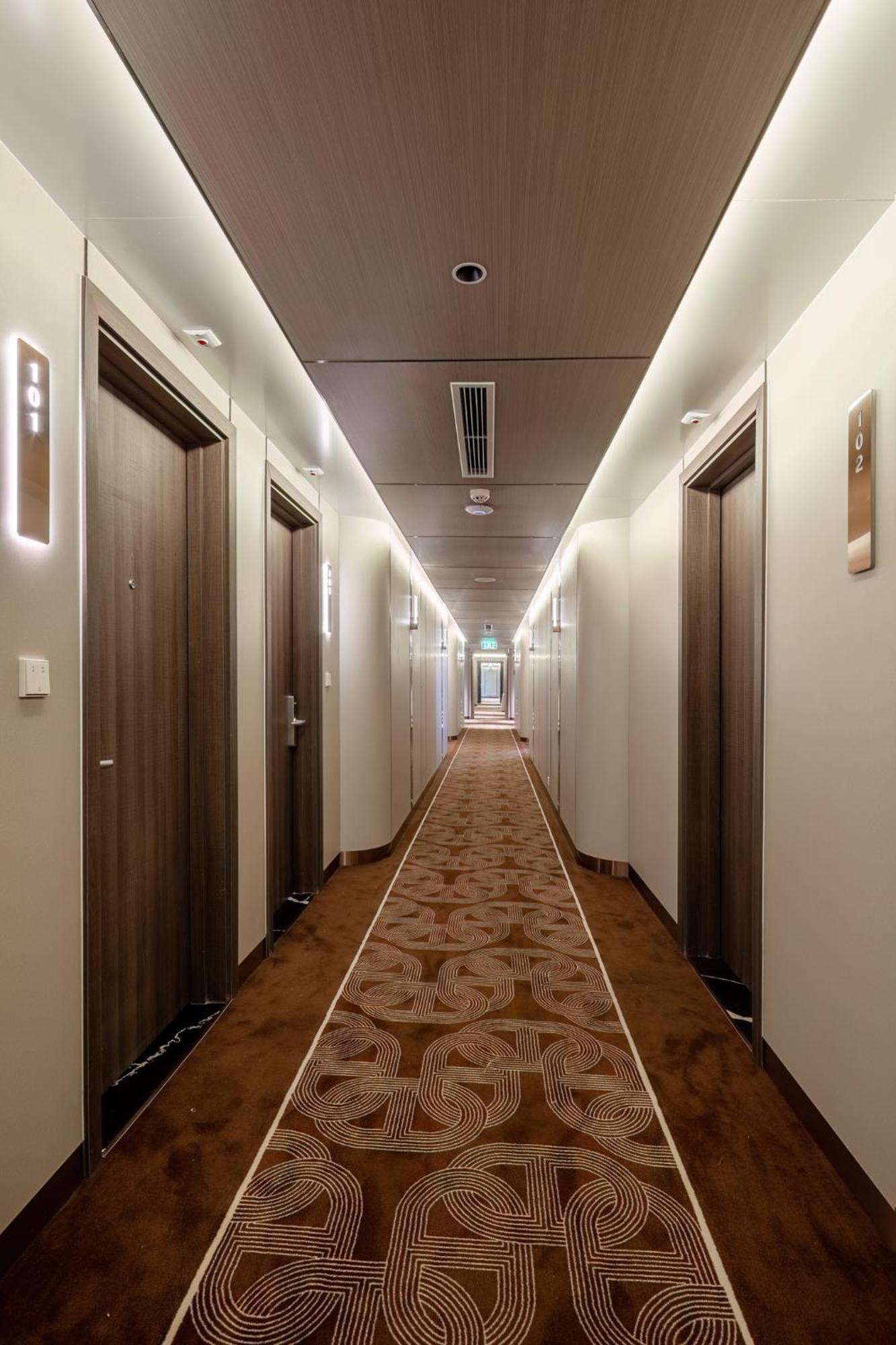 ホテル Grand Pioneers Halong Bay Cruise 1 ハロン エクステリア 写真
